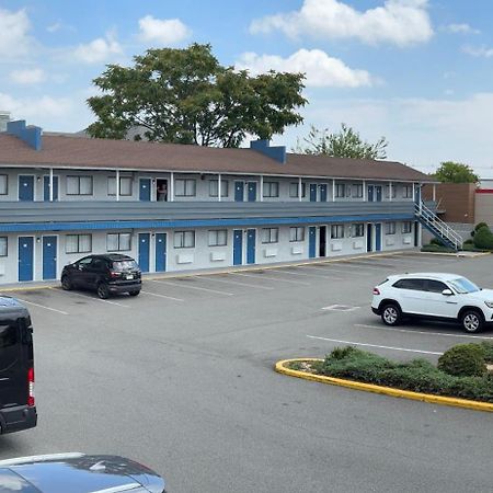 Ritz Motel Elizabeth Exterior photo
